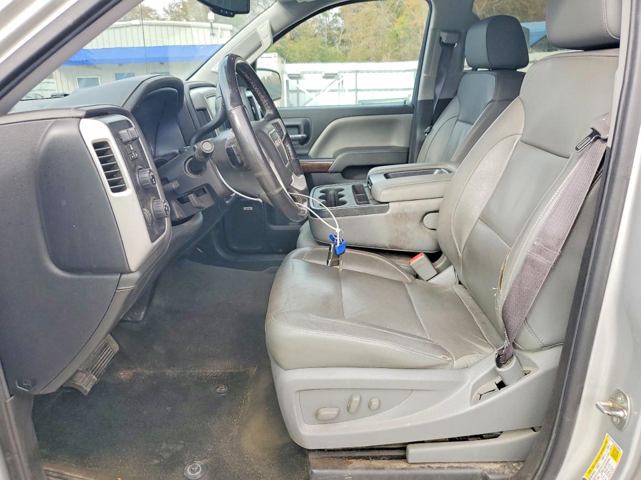 2017 GMC SIERRA K1500 SLT photo 7