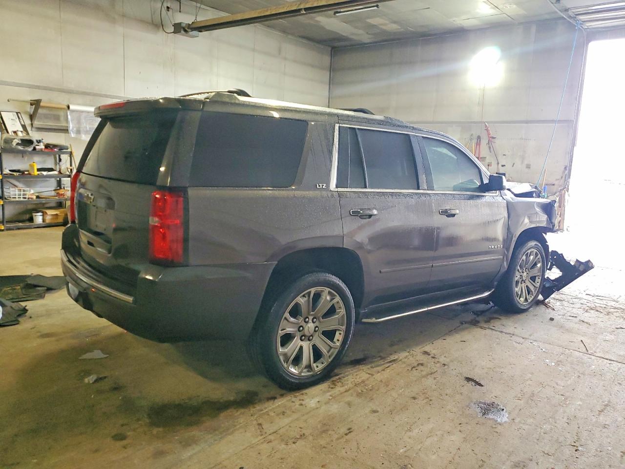 2016 CHEVROLET TAHOE K1500 LTZ photo 3