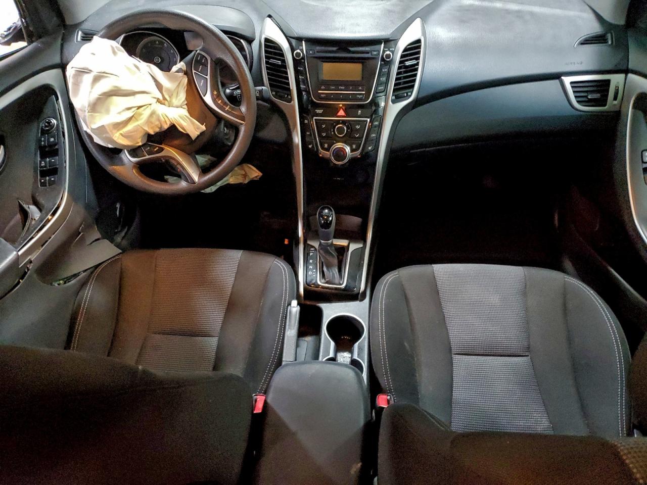 2013 HYUNDAI ELANTRA GT BASE photo 8