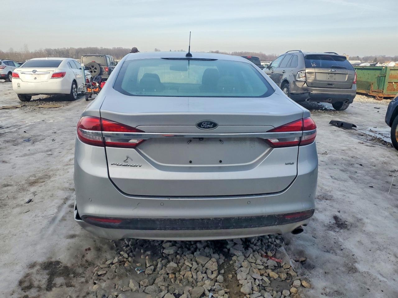 2017 FORD FUSION SE photo 6