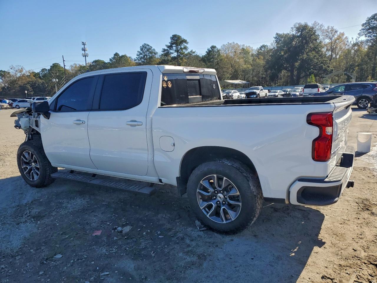 2021 CHEVROLET SILVERADO K1500 RST photo 2