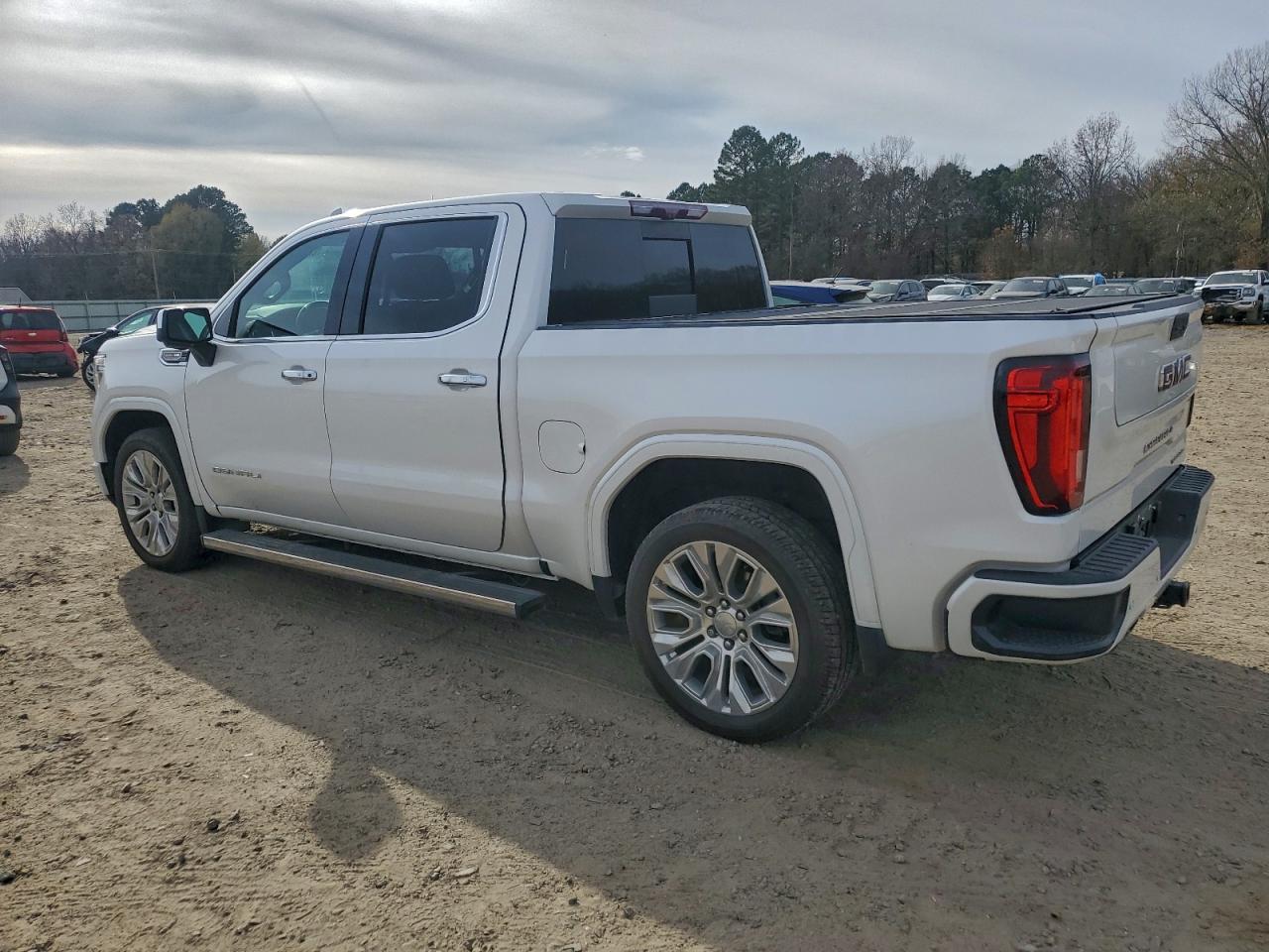 2020 GMC SIERRA K1500 DENALI photo 2