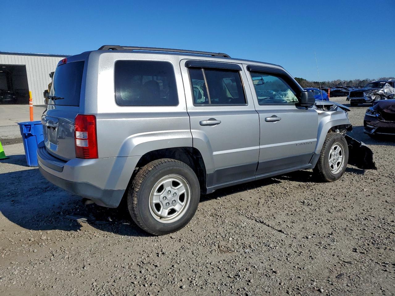 2017 JEEP PATRIOT SPORT photo 3