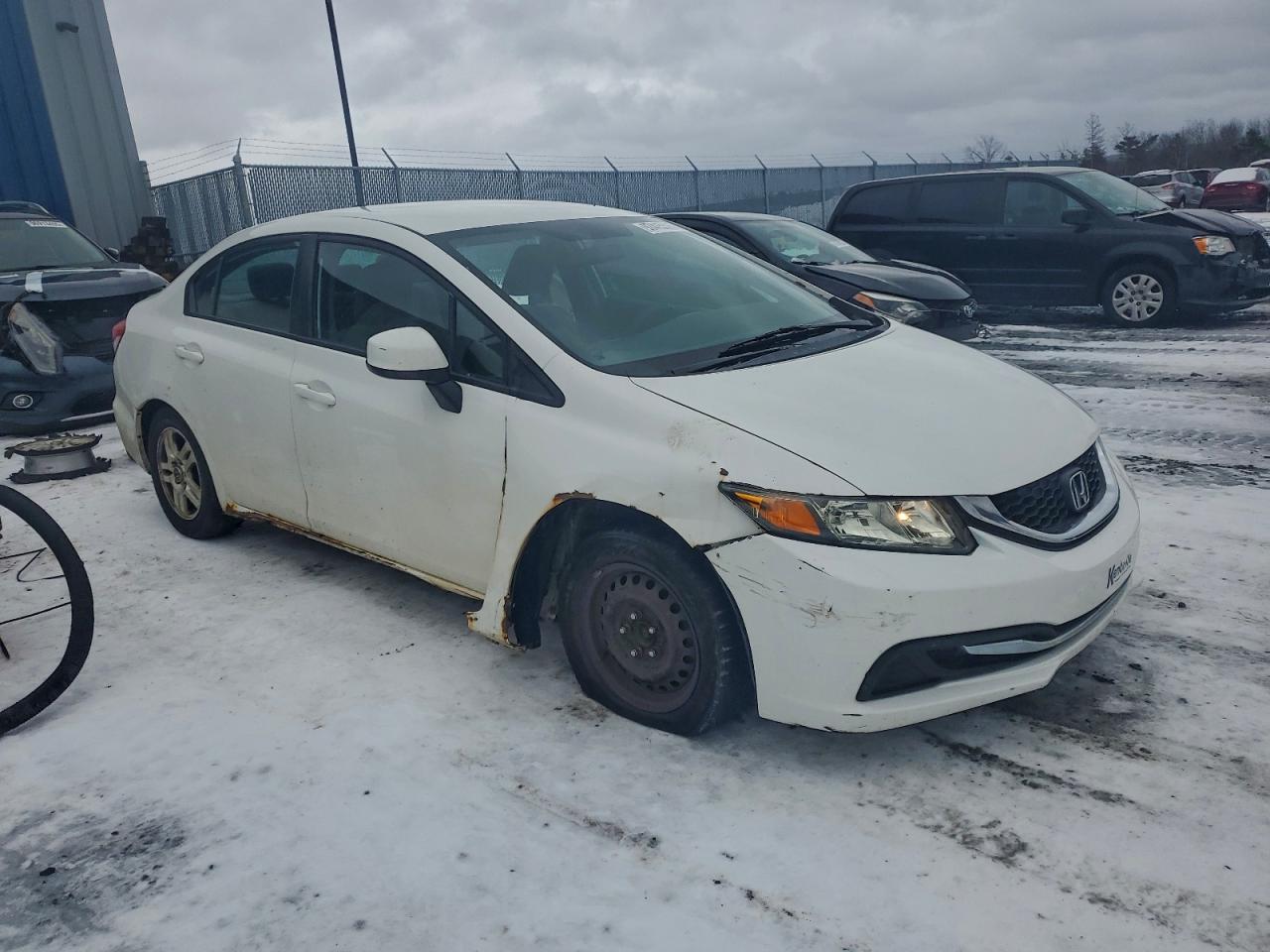 2013 HONDA CIVIC LX photo 4