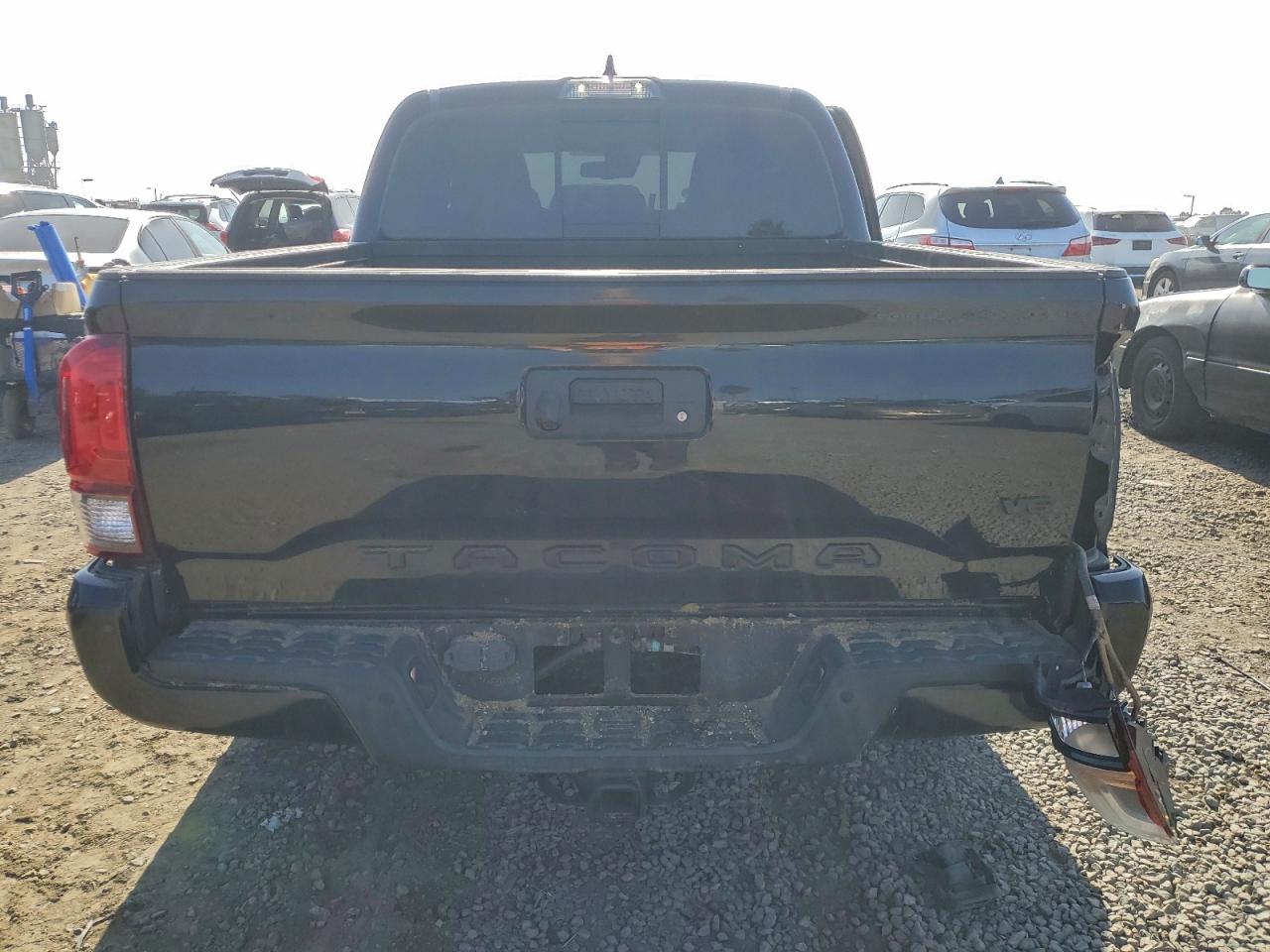 2019 TOYOTA TACOMA DOUBLE CAB photo 6