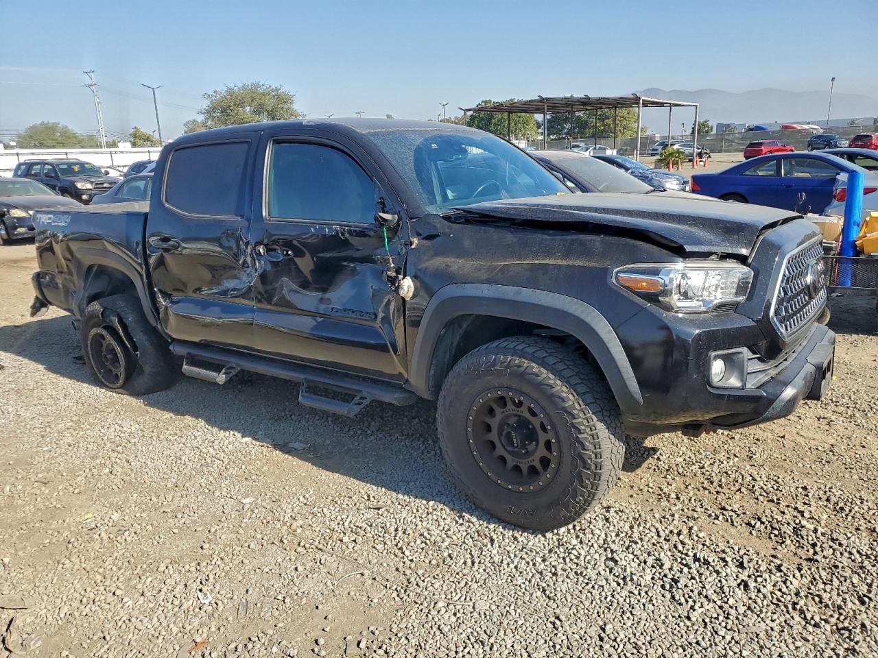 2019 TOYOTA TACOMA DOUBLE CAB photo 4