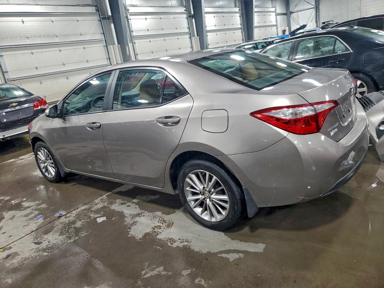 2014 TOYOTA COROLLA LE PLUS photo 2