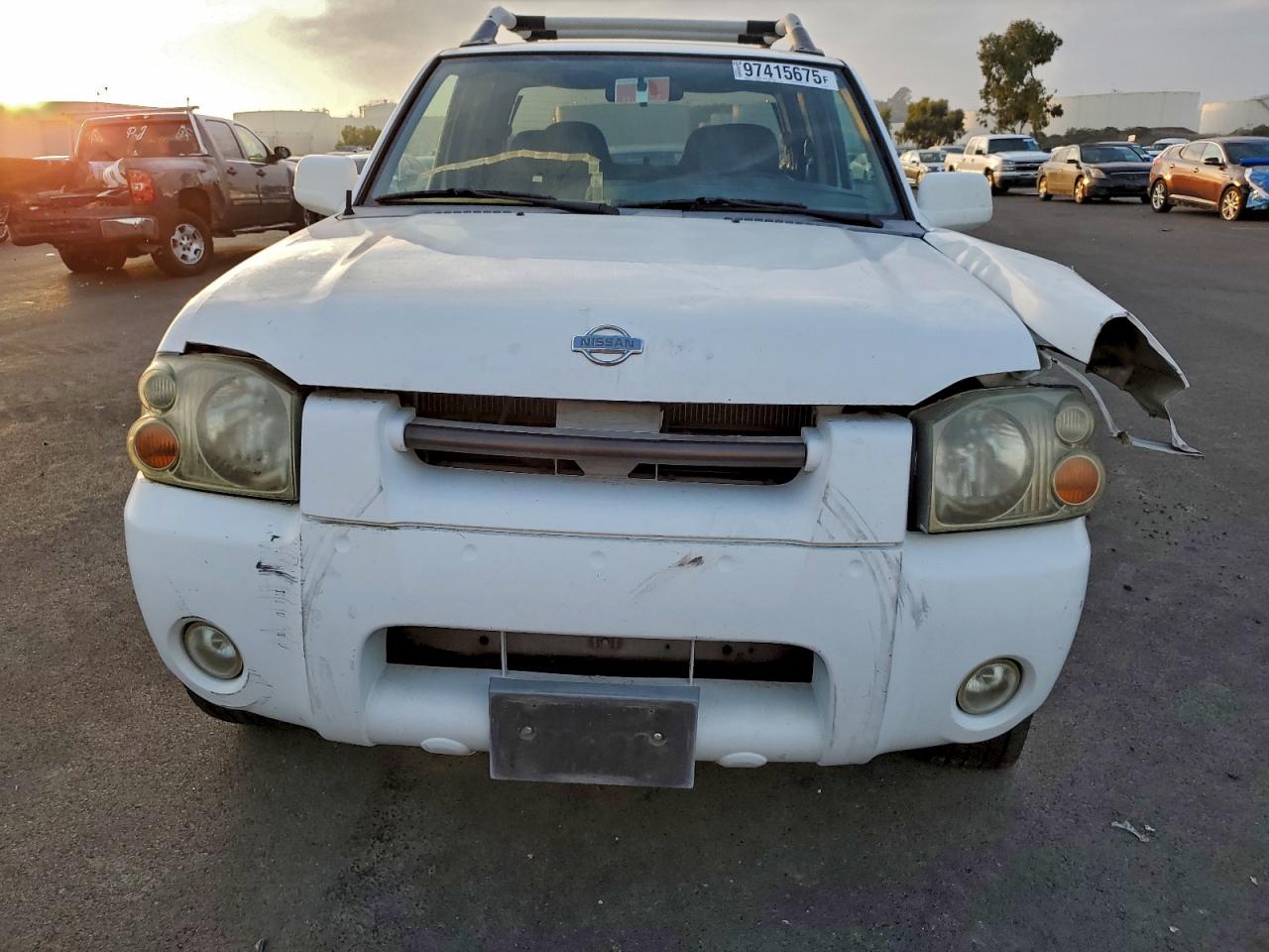 2001 NISSAN FRONTIER CREW CAB XE photo 5