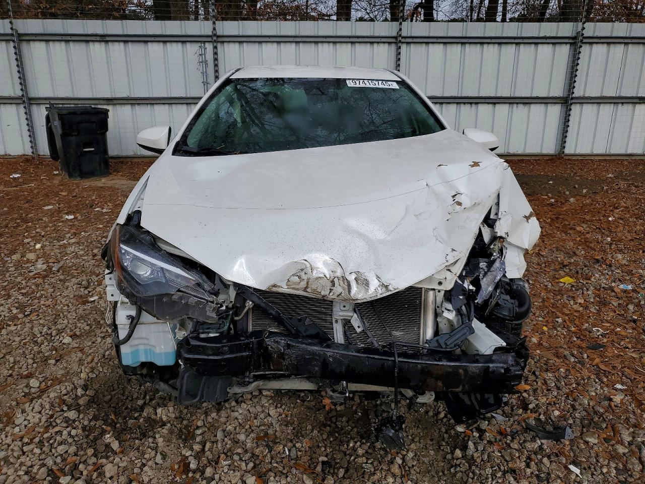 2017 TOYOTA COROLLA L photo 5