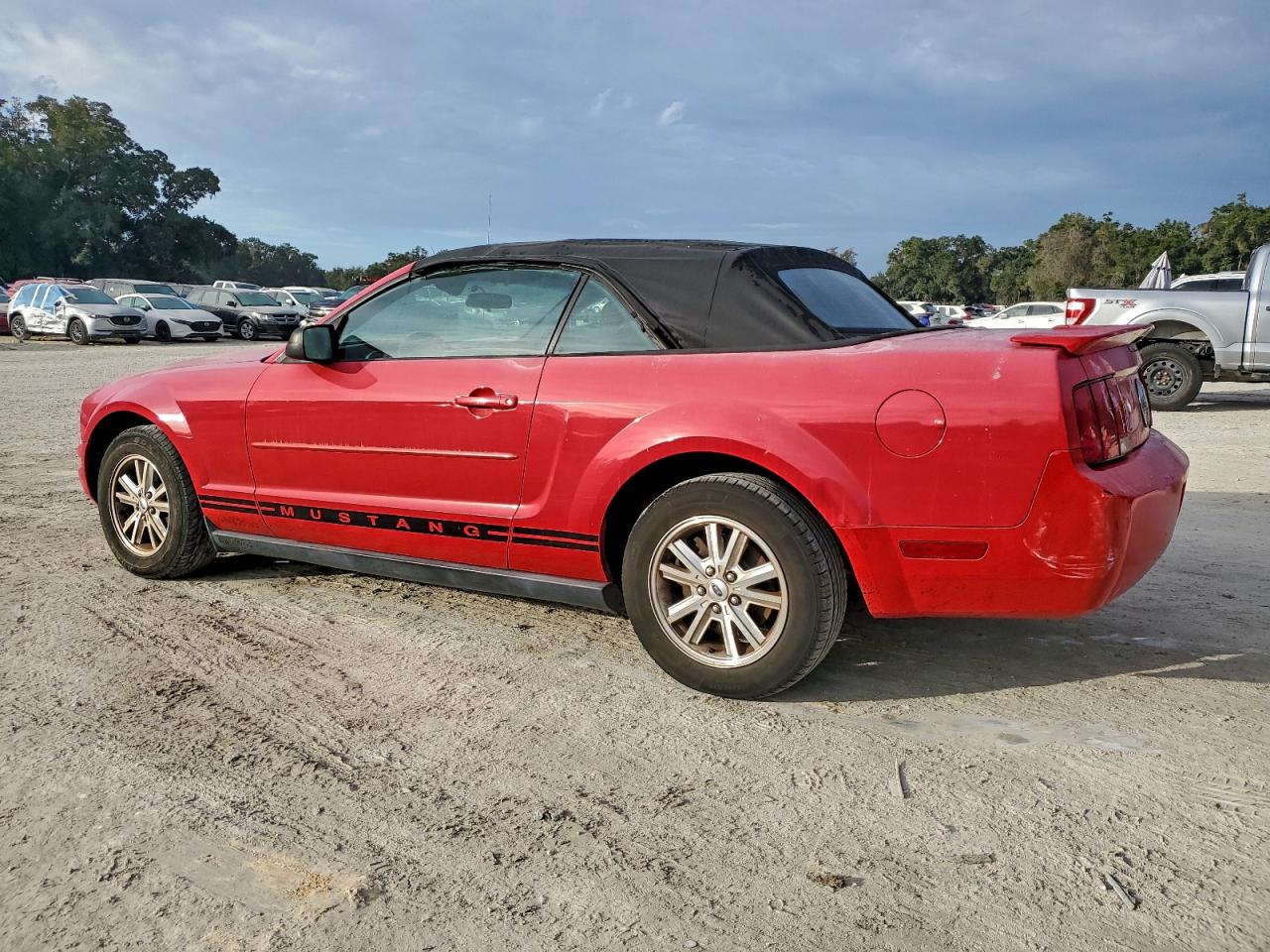 2007 FORD MUSTANG photo 2