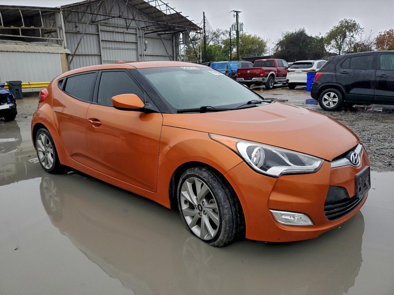 2017 HYUNDAI VELOSTER photo 4
