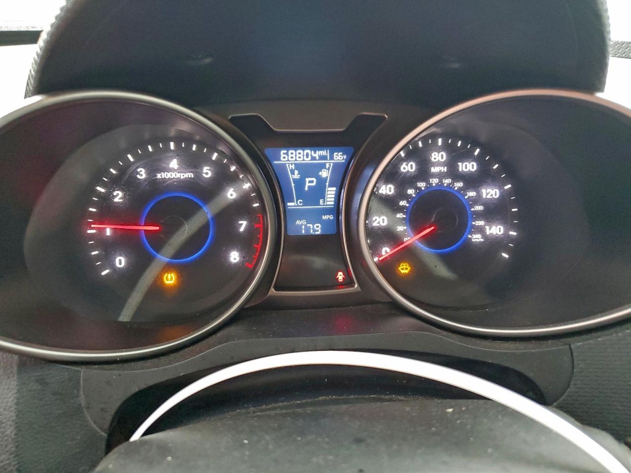 2017 HYUNDAI VELOSTER photo 9