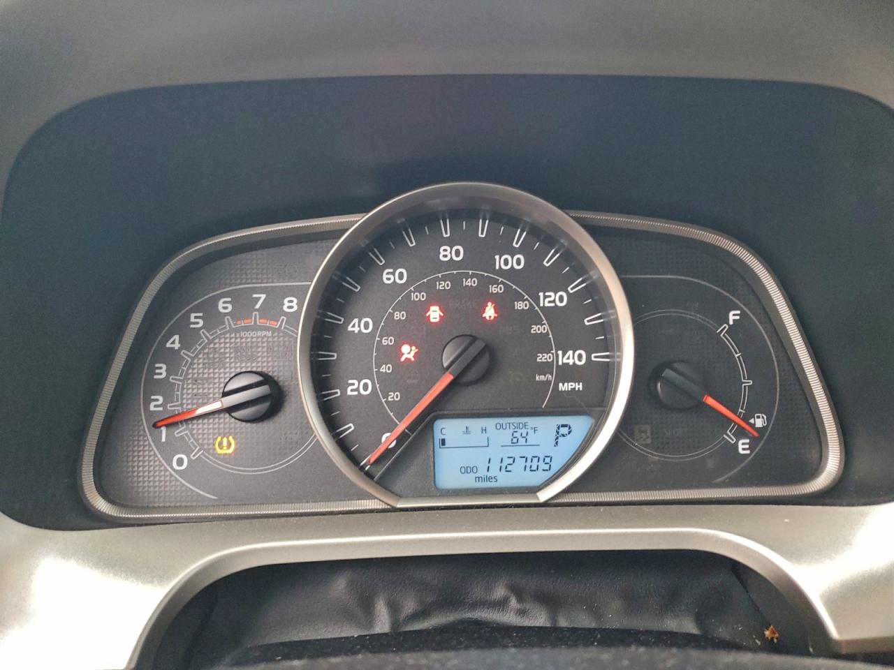 2015 TOYOTA RAV4 XLE photo 9