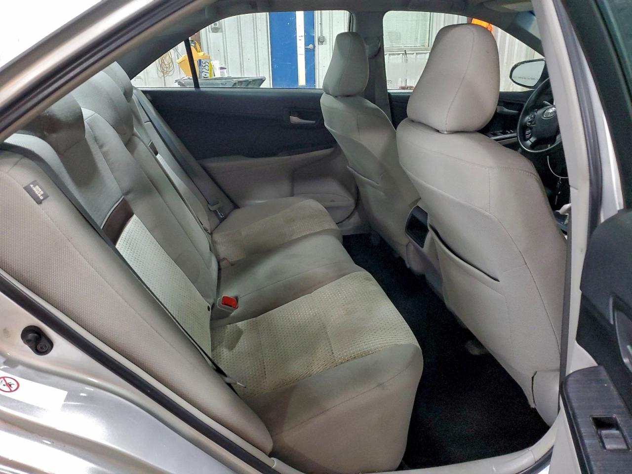 2013 TOYOTA CAMRY L photo 10