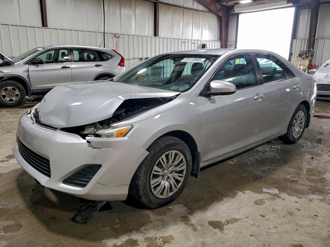 2013 TOYOTA CAMRY