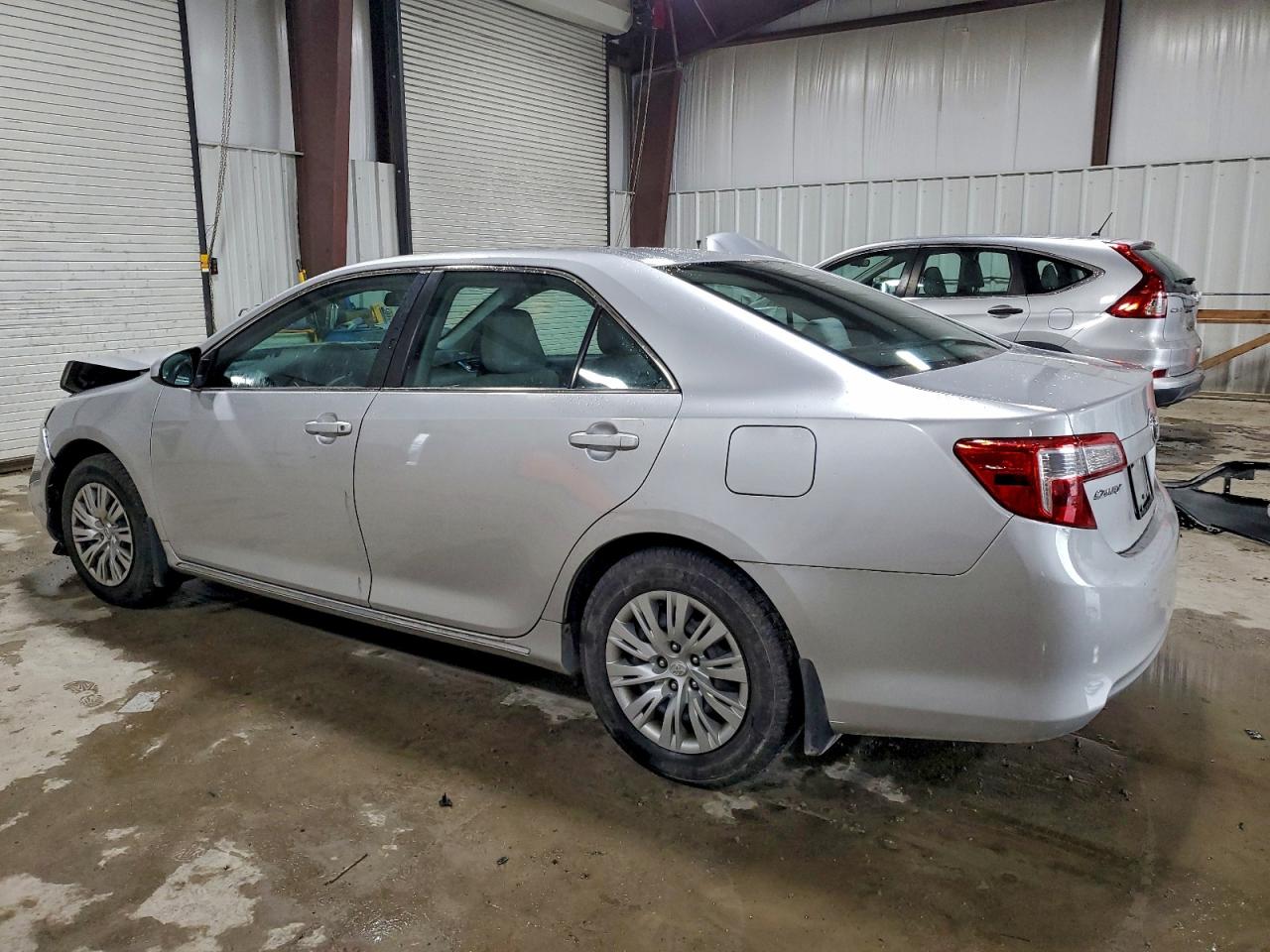 2013 TOYOTA CAMRY L photo 2