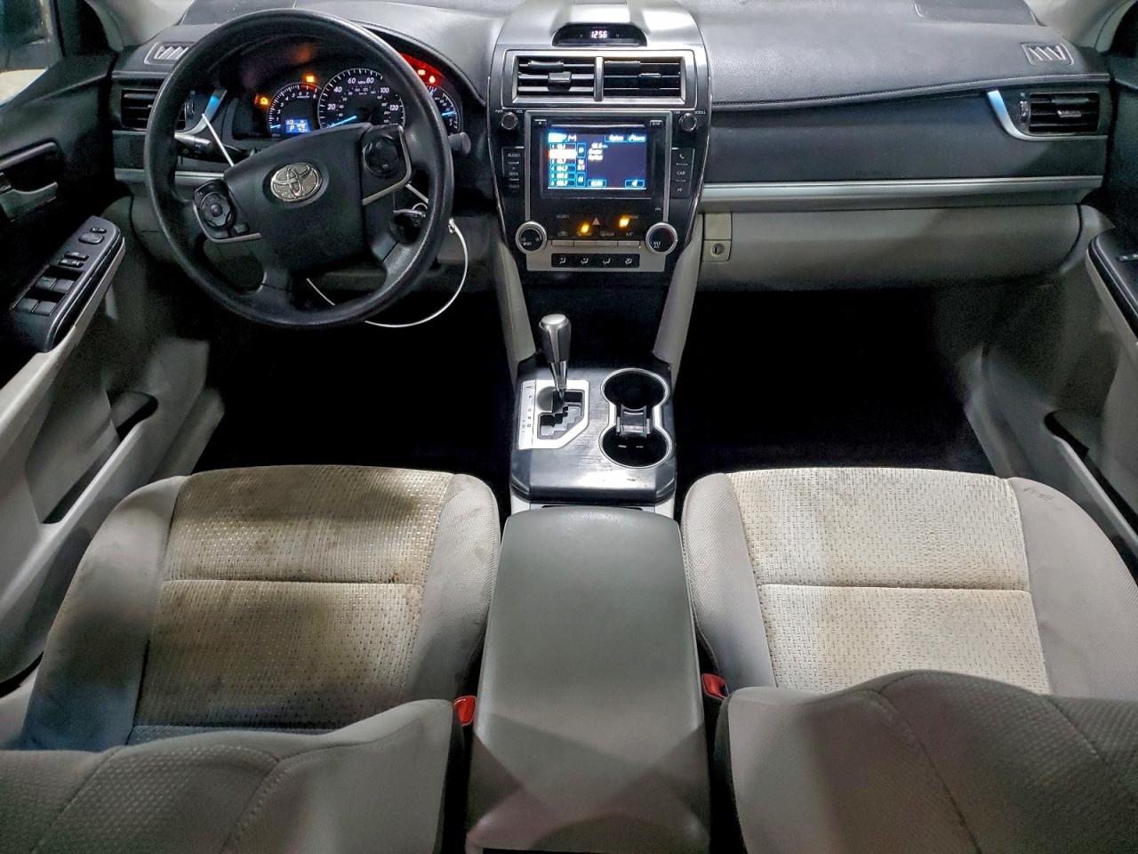 2013 TOYOTA CAMRY L photo 8