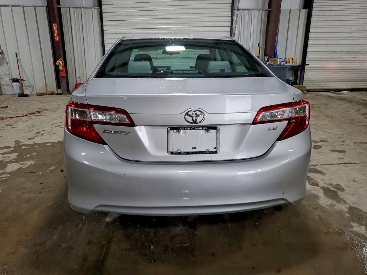 2013 TOYOTA CAMRY L photo 6