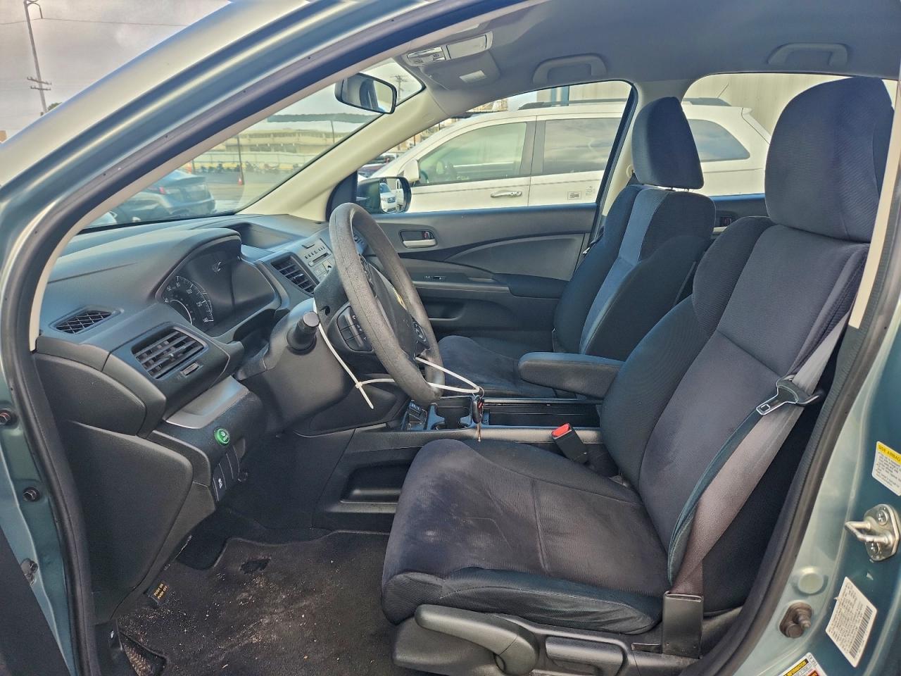 2012 HONDA CR-V LX photo 7