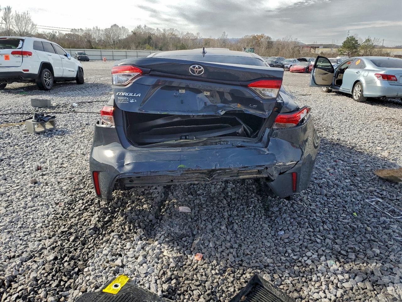 2024 TOYOTA COROLLA LE photo 6