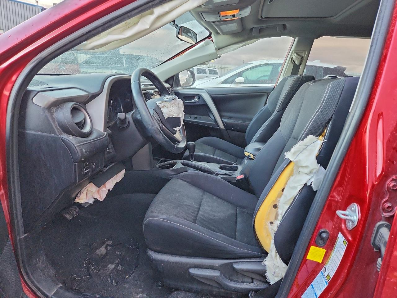 2016 TOYOTA RAV4 XLE photo 7
