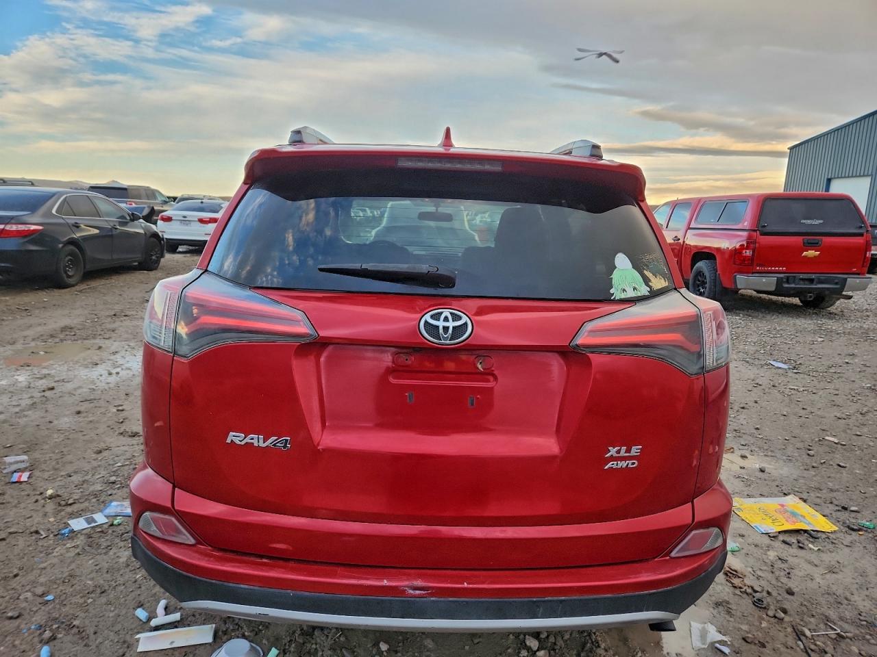 2016 TOYOTA RAV4 XLE photo 6