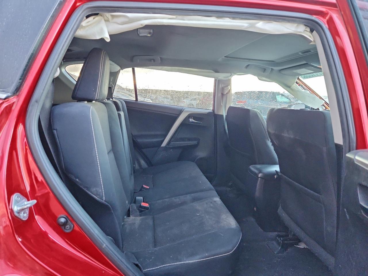 2016 TOYOTA RAV4 XLE photo 11