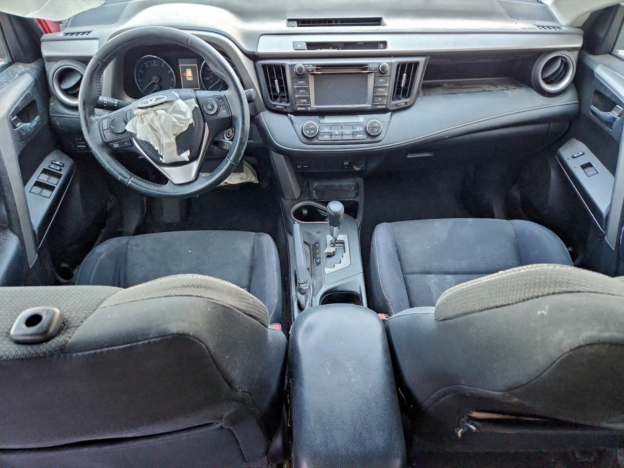 2016 TOYOTA RAV4 XLE photo 8