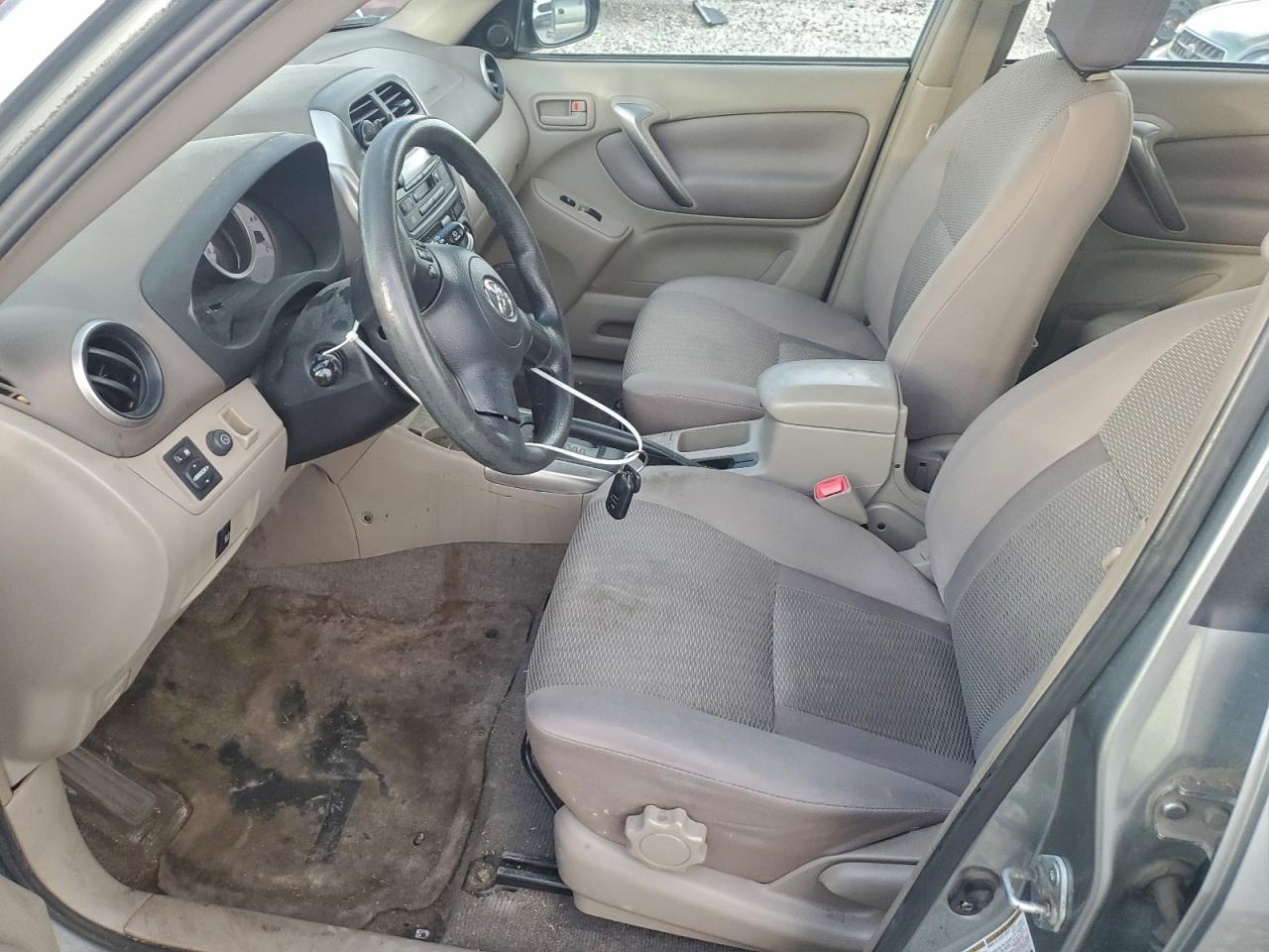 2004 TOYOTA RAV4 photo 7