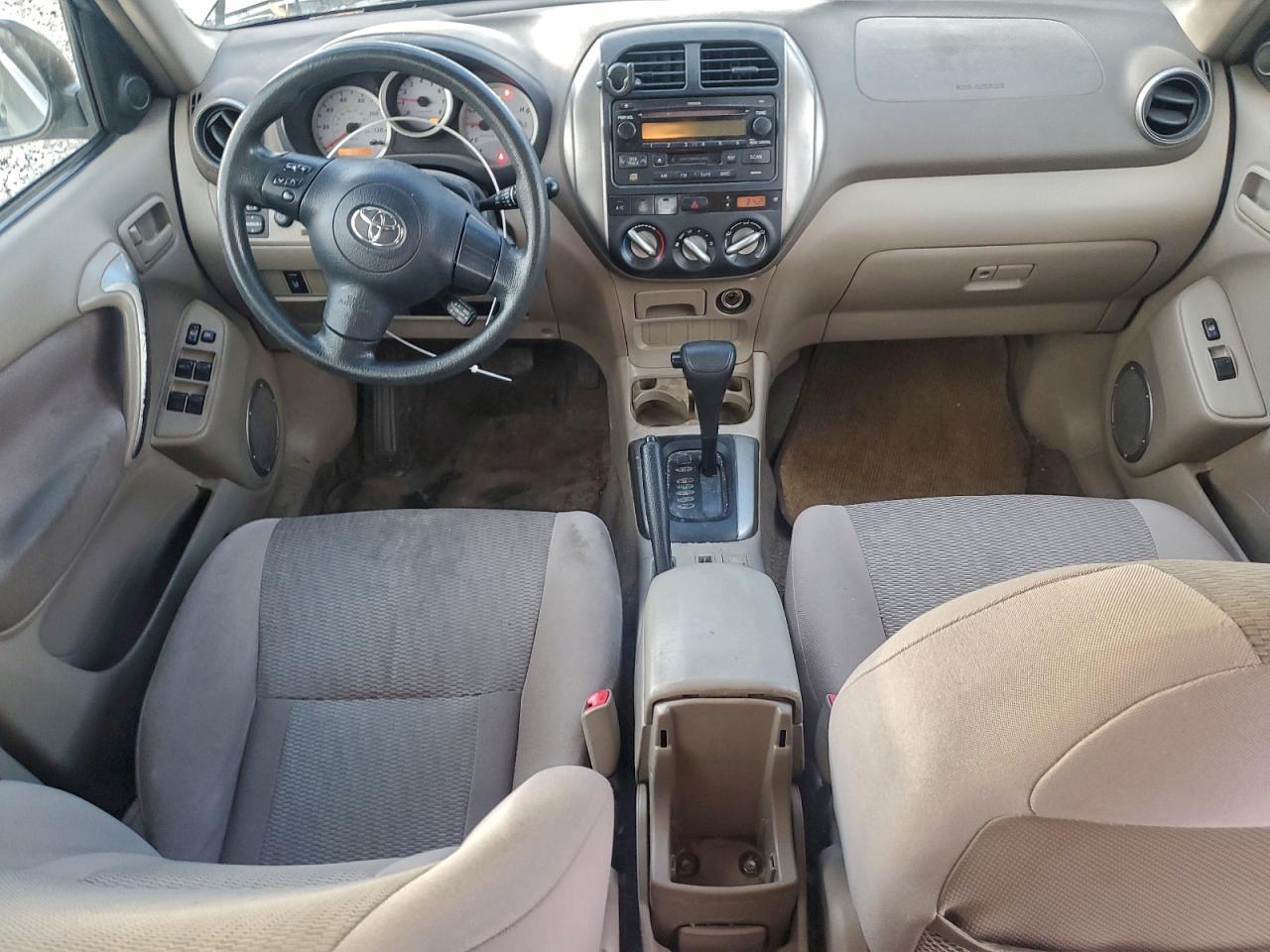 2004 TOYOTA RAV4 photo 8