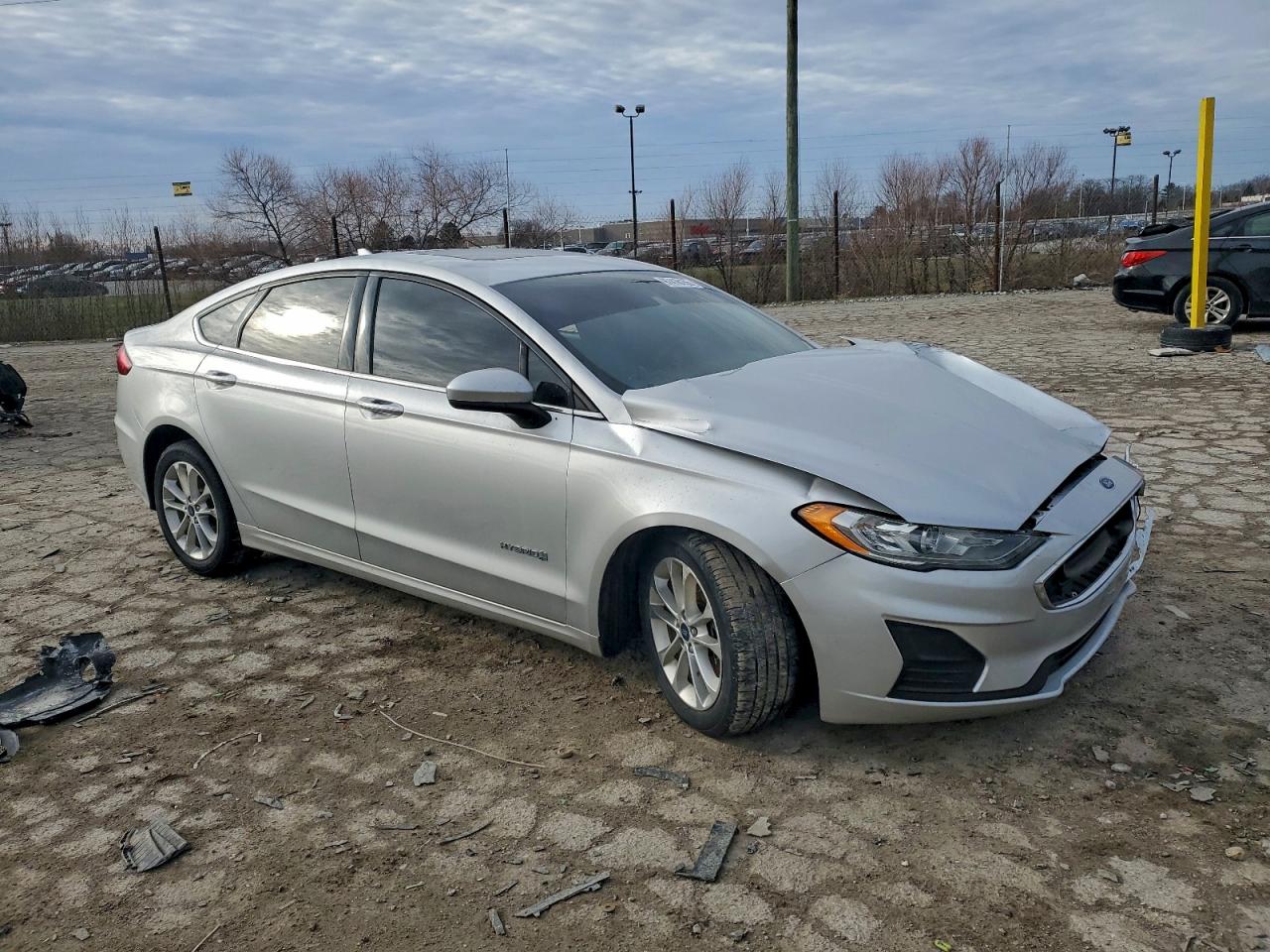 2019 FORD FUSION SE photo 4