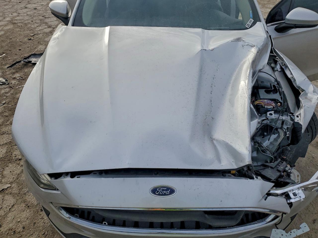 2019 FORD FUSION SE photo 11