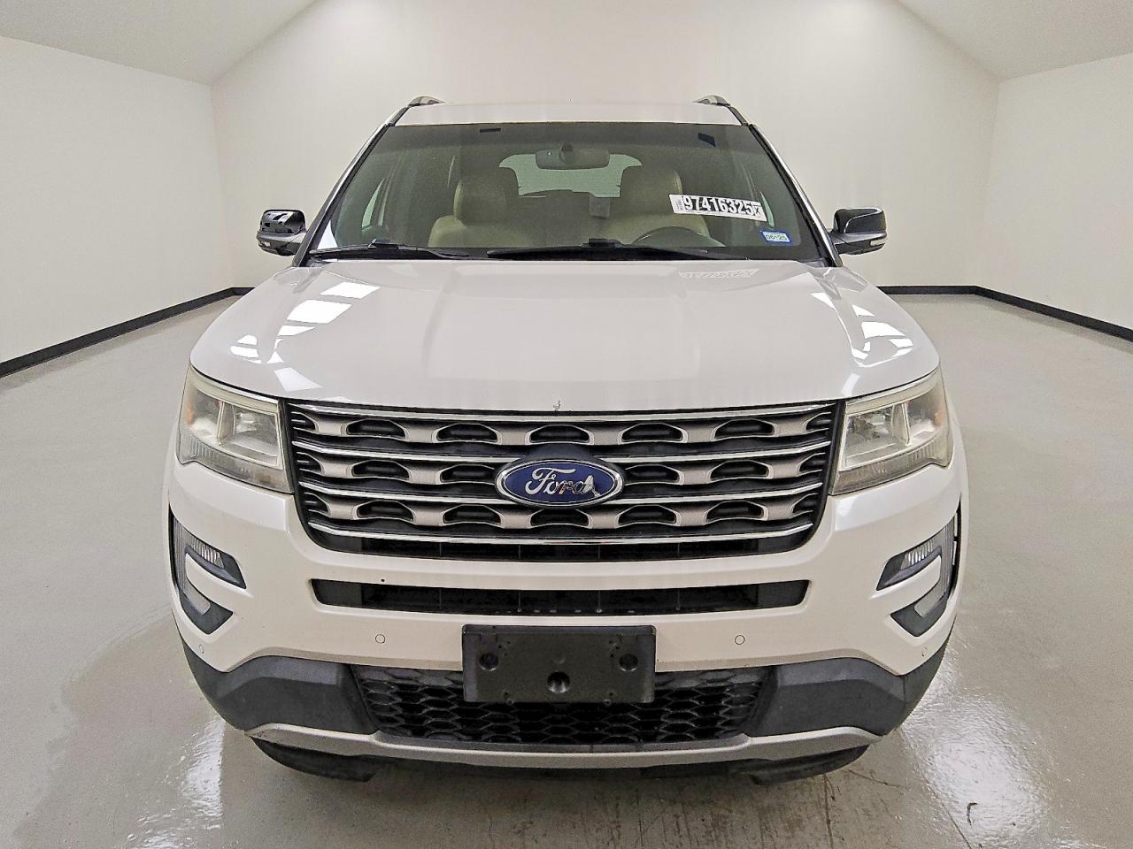 2017 FORD EXPLORER XLT photo 5