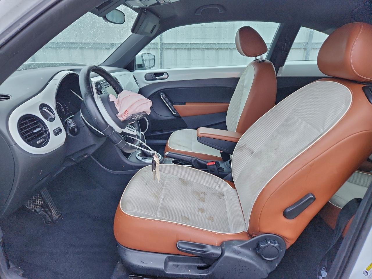 2015 VOLKSWAGEN BEETLE 1.8T photo 7