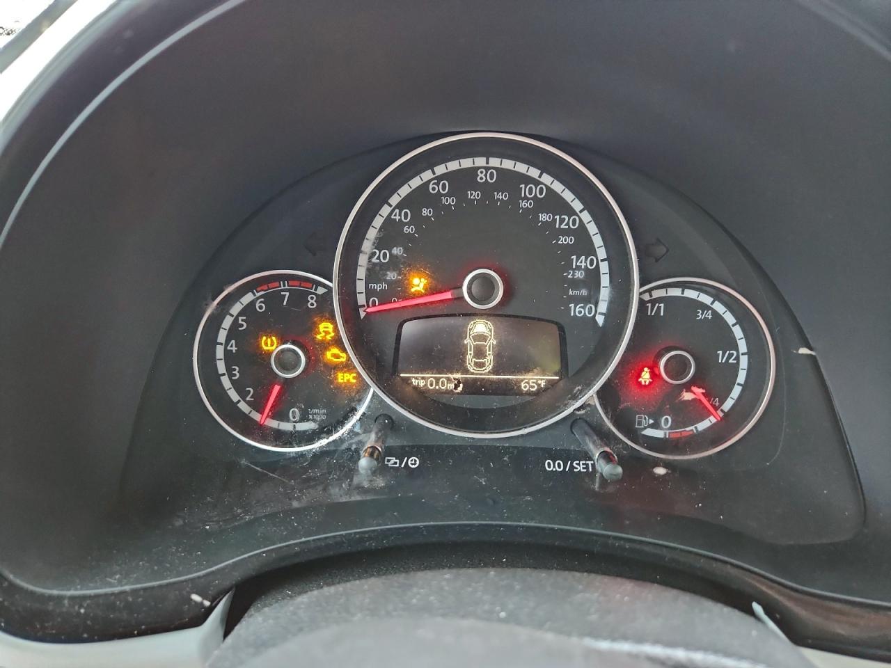 2015 VOLKSWAGEN BEETLE 1.8T photo 9