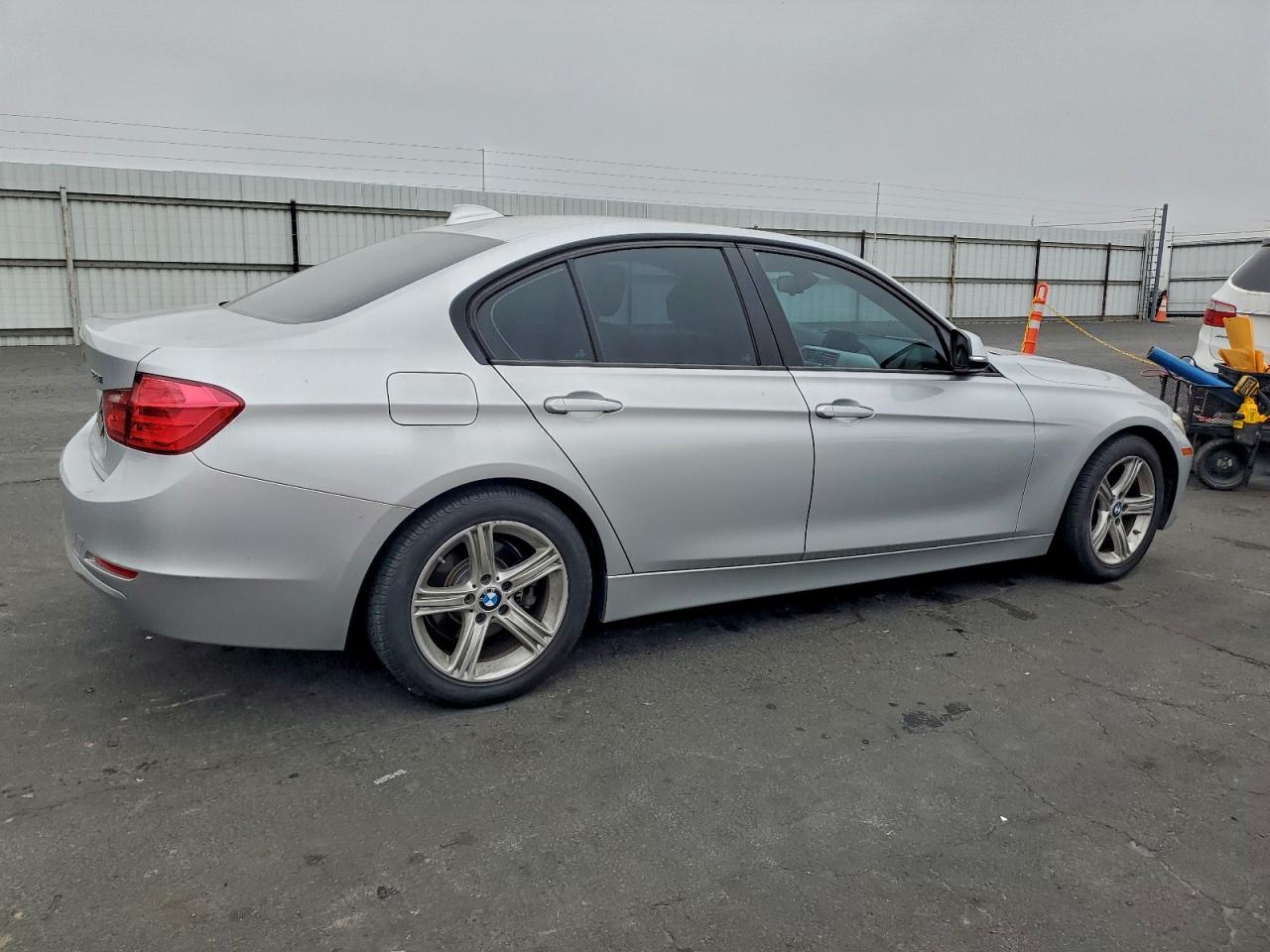 2013 BMW 328 I SULEV photo 3