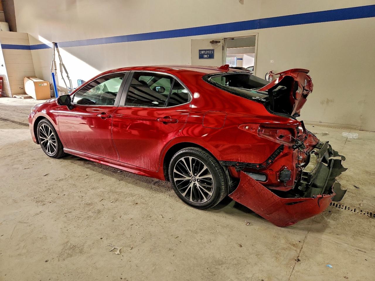 2020 TOYOTA CAMRY SE photo 4