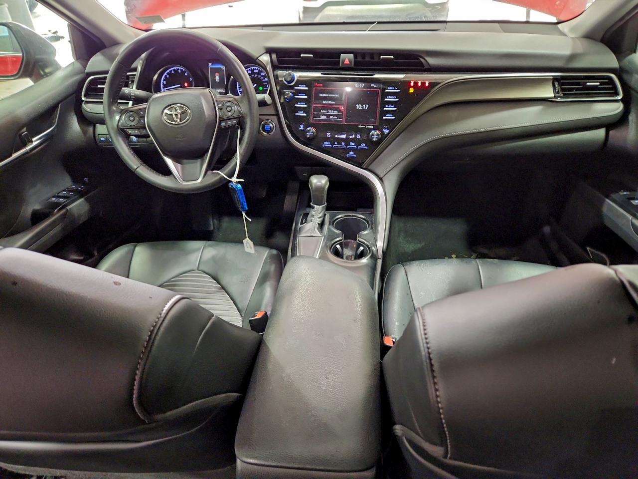 2020 TOYOTA CAMRY SE photo 22