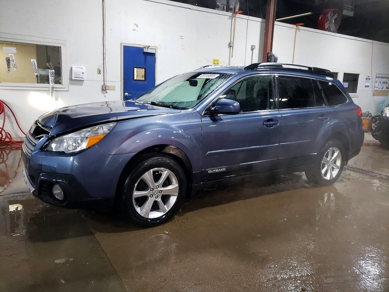 2014 SUBARU OUTBACK