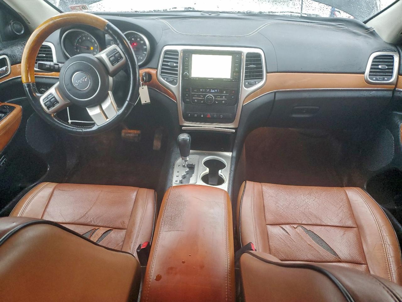 2011 JEEP GRAND CHEROKEE OVERLAND photo 8