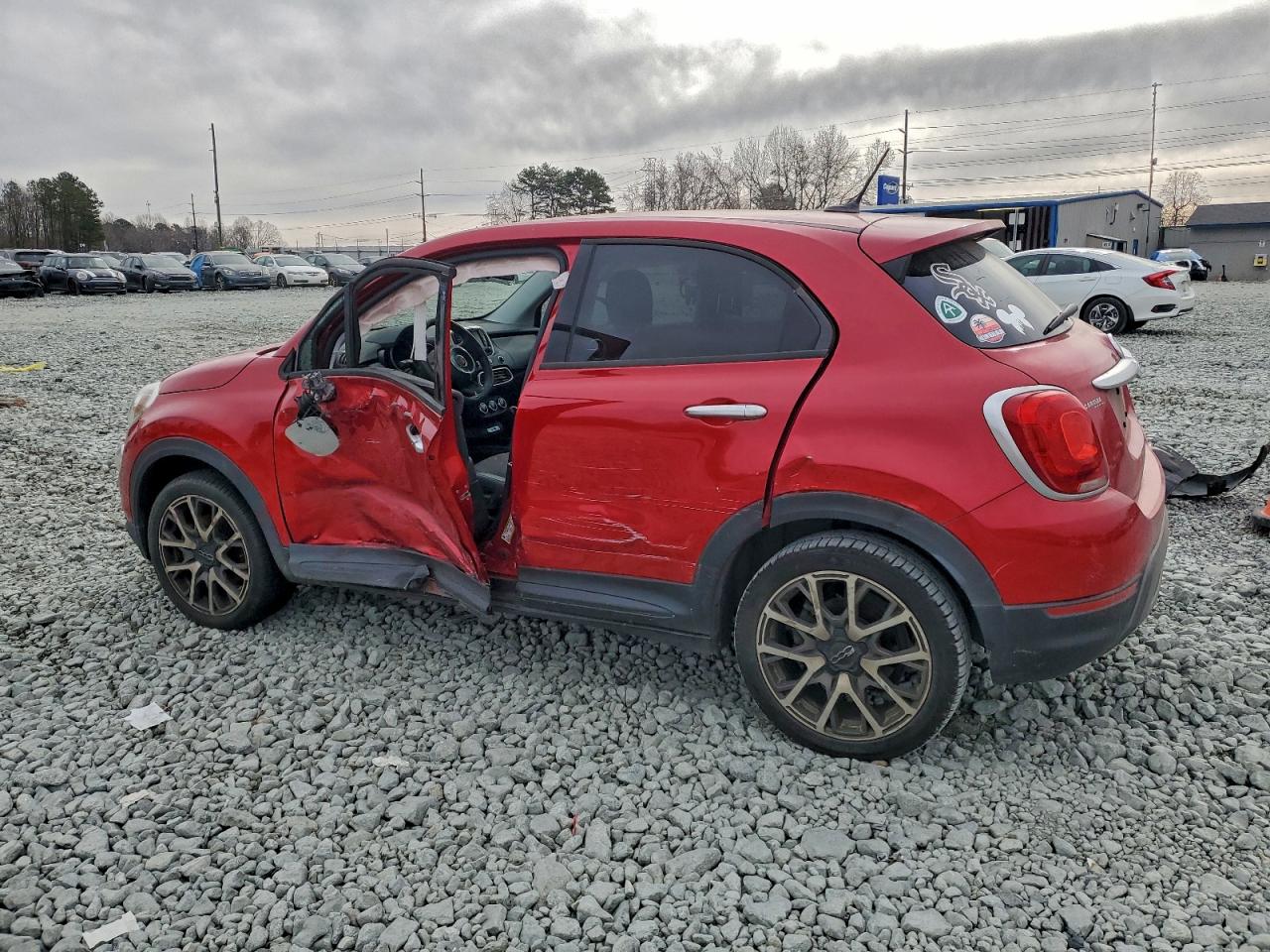 2017 FIAT 500X TREKKING photo 2