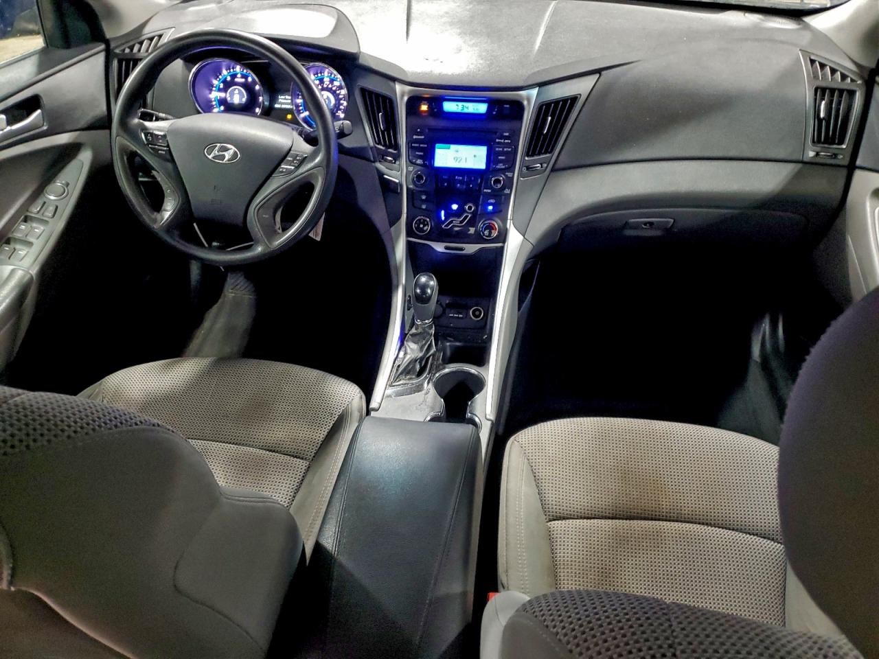 2012 HYUNDAI SONATA GLS photo 8