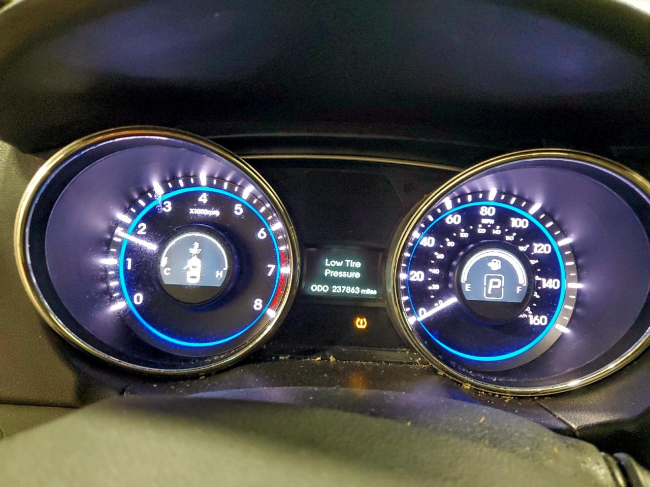 2012 HYUNDAI SONATA GLS photo 9