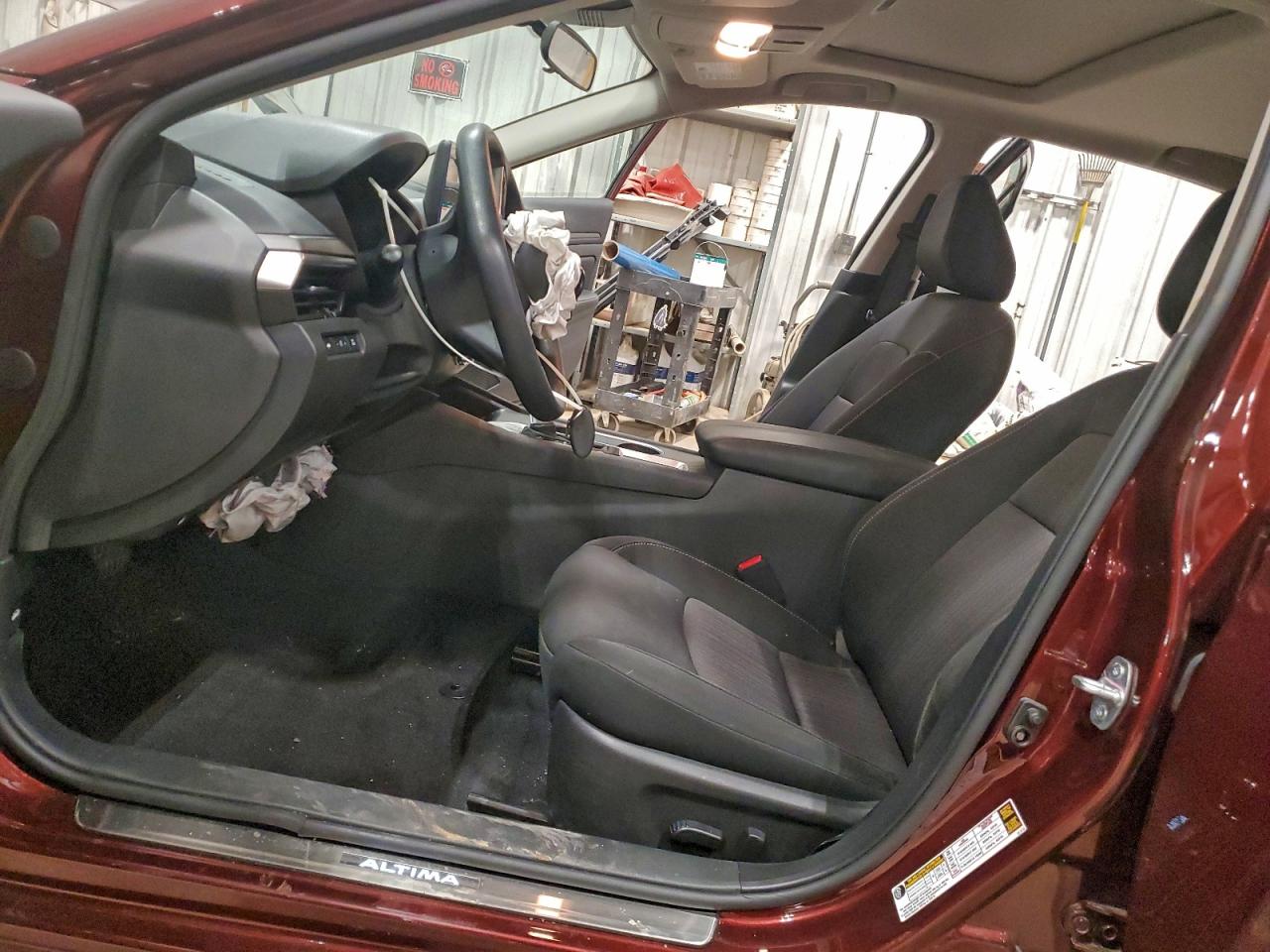 2025 NISSAN ALTIMA SV photo 7