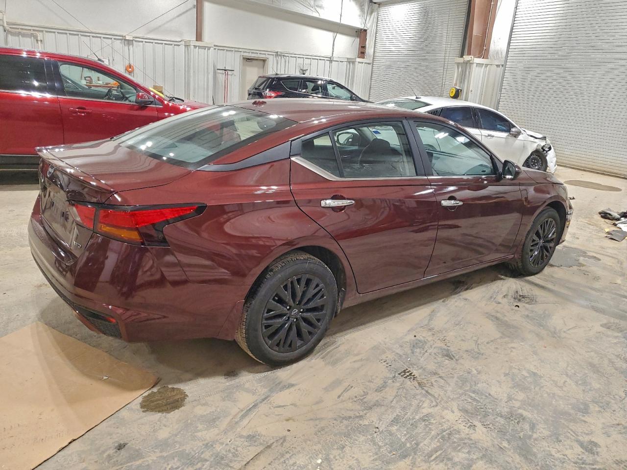 2025 NISSAN ALTIMA SV photo 3
