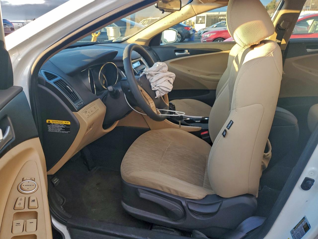 2012 HYUNDAI SONATA GLS photo 19