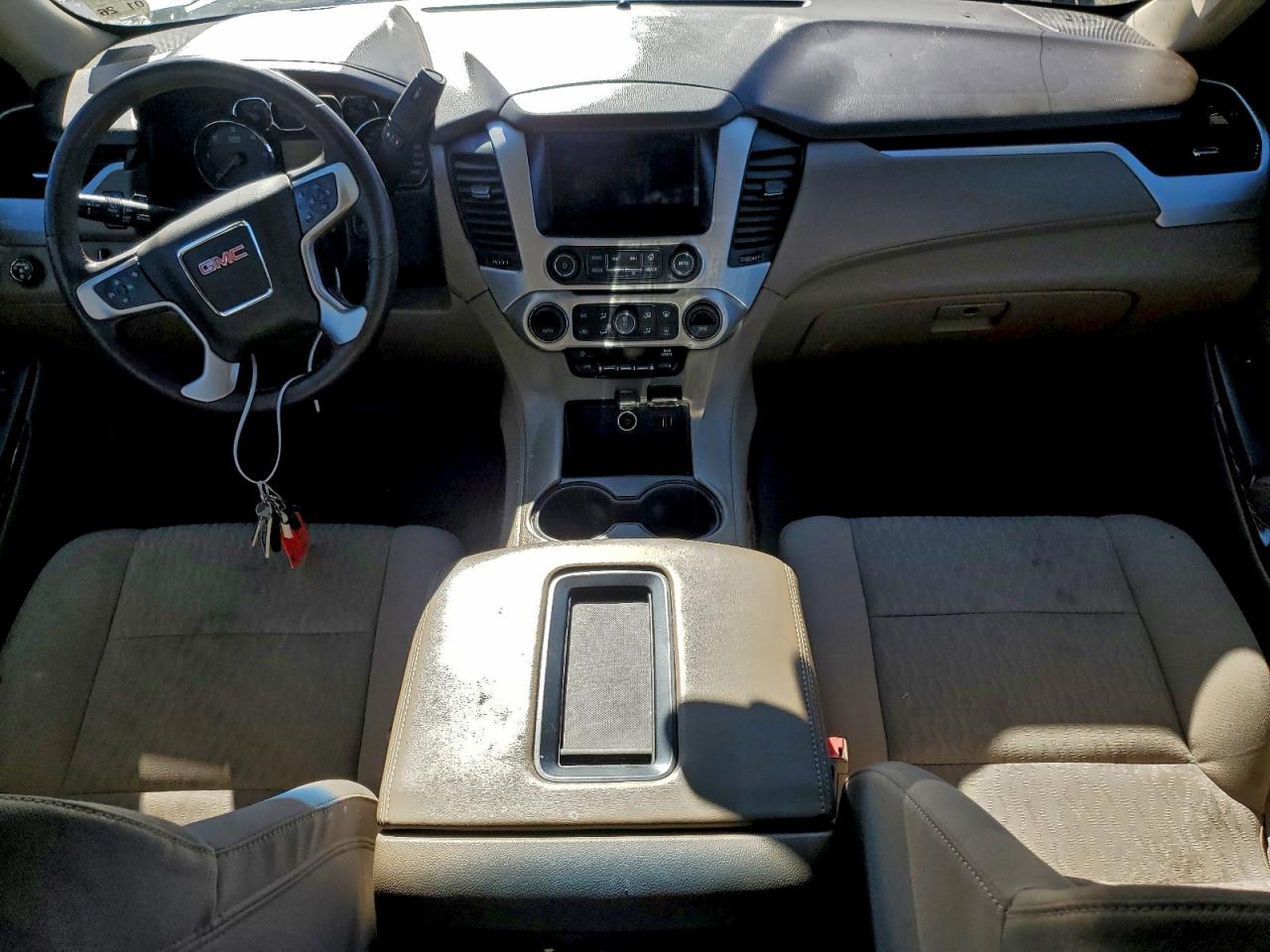 2015 GMC YUKON XL C1500 SLE photo 8