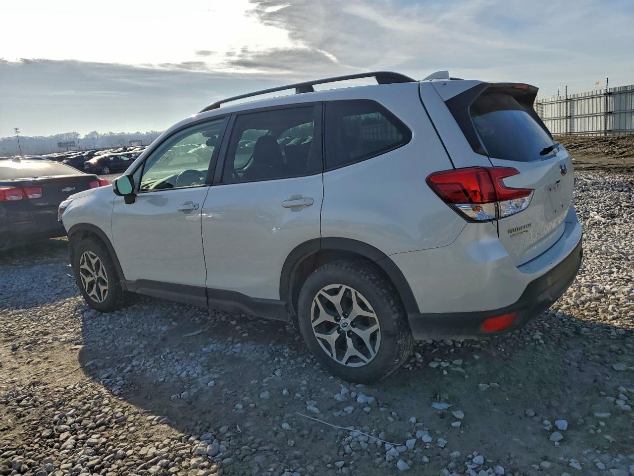 2021 SUBARU FORESTER PREMIUM photo 4