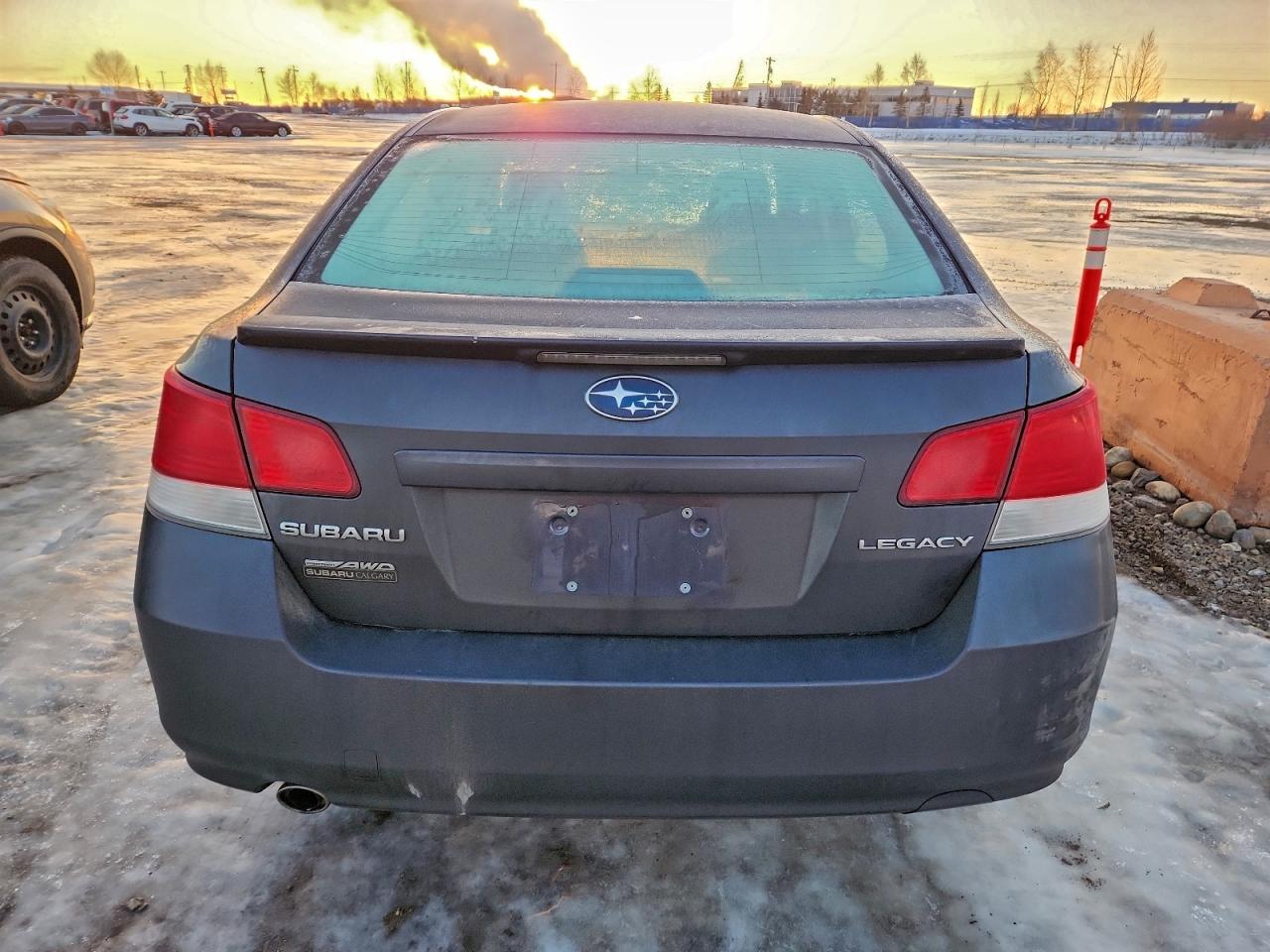 2011 SUBARU LEGACY 2.5I PREMIUM photo 6