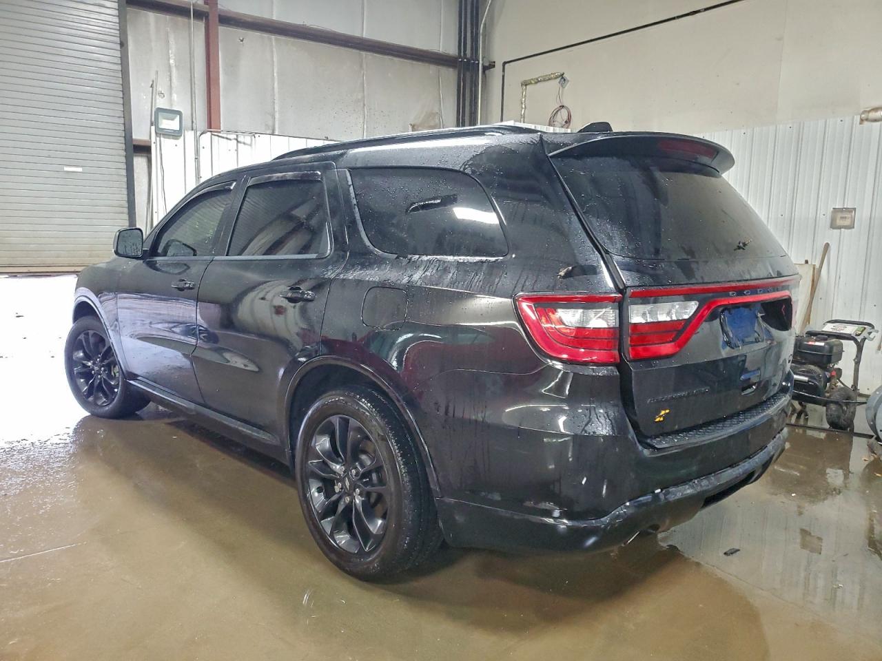 2023 DODGE DURANGO R/T photo 2